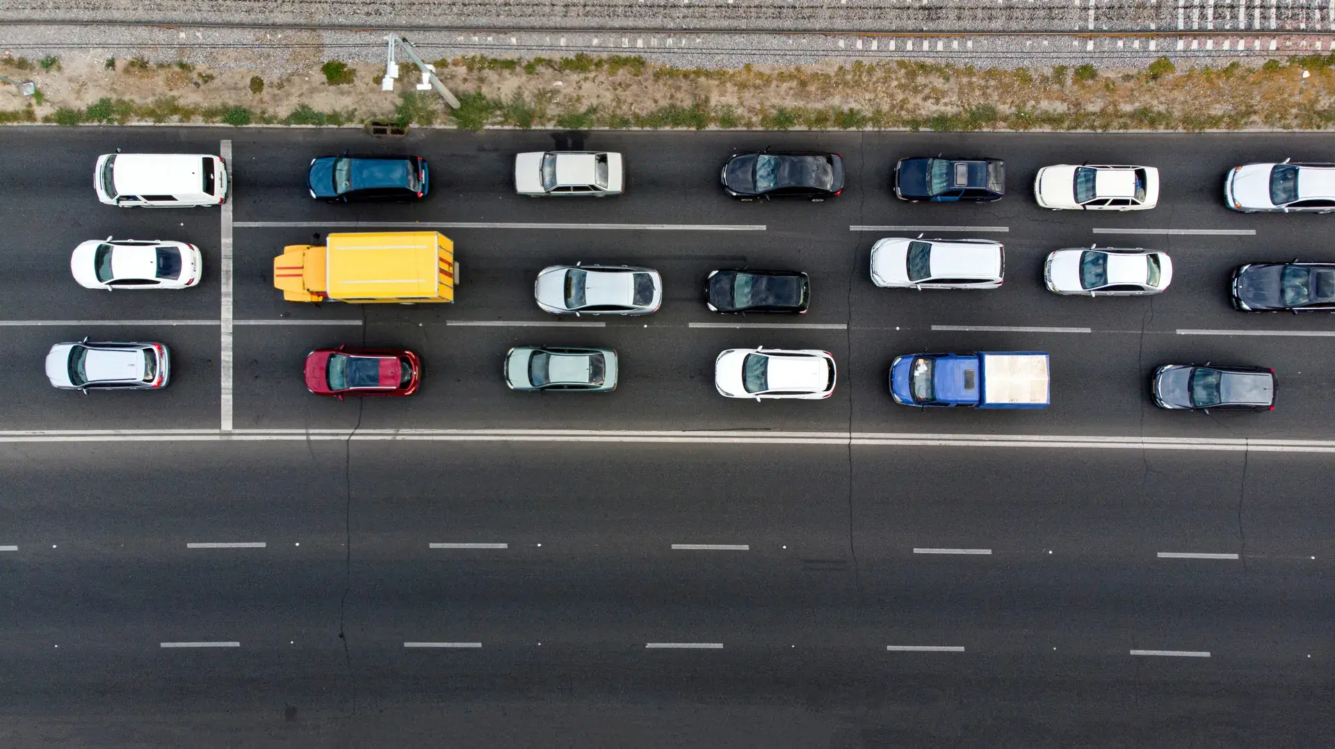 Automatyczne przedłużenie OC i wybór AC dla starszych samochodów – praktyczny poradnik